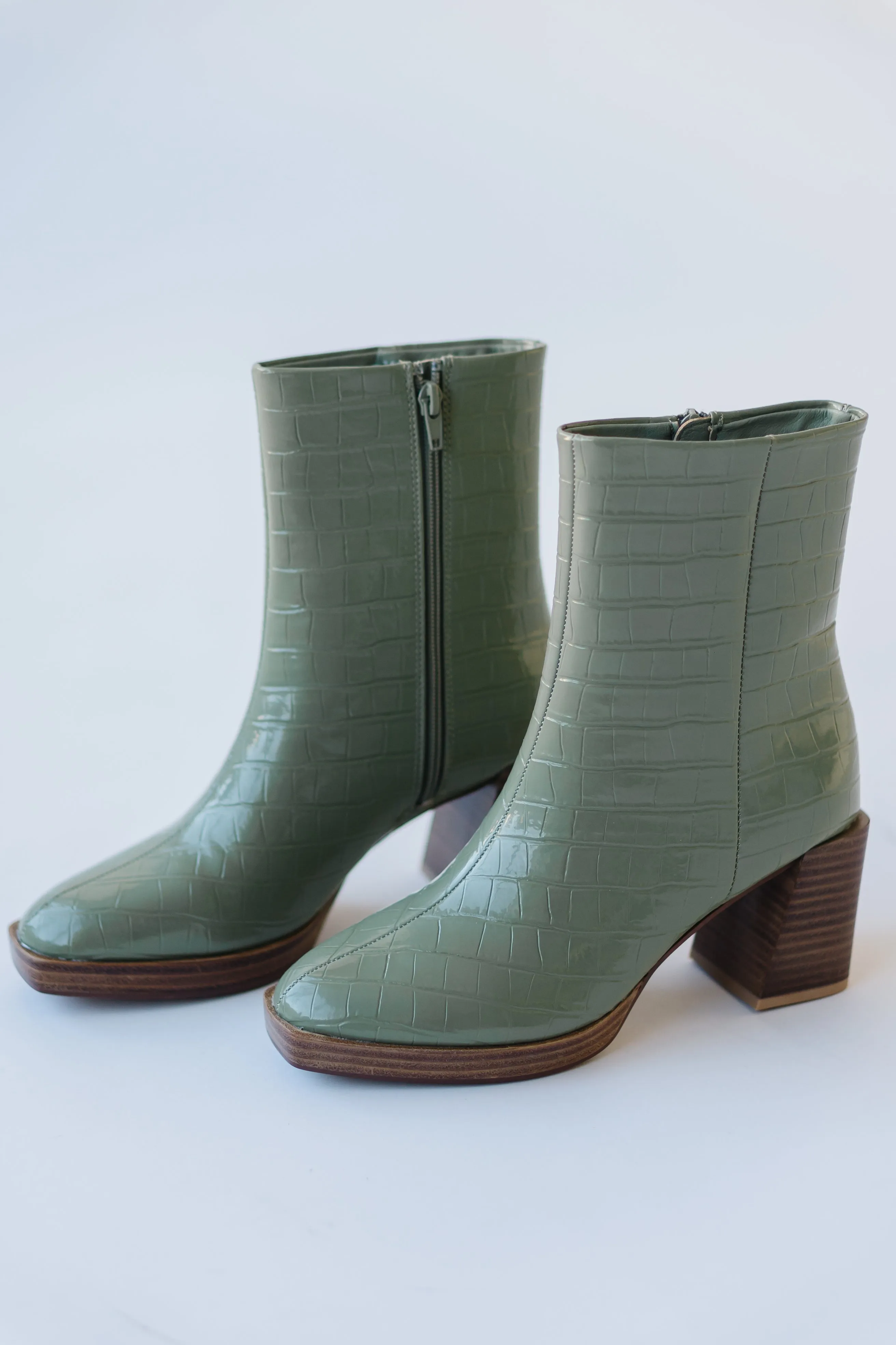 Chinese Laundry: Danica Casual Bootie in Olive Crocodile